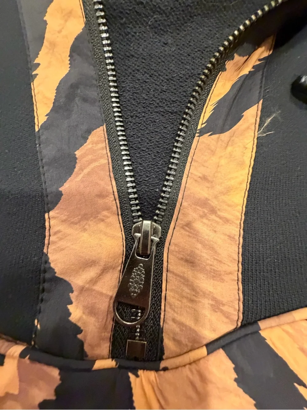 FREE PEOPLE! Women’s Black and Brown Tiger-Print zip -Up Jacket XS